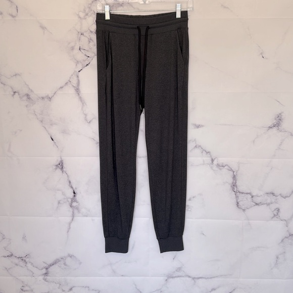 ATHLETA Uptempo Jogger Metropolis Grey / Coast Grey Size XS - Picture 7 of 15